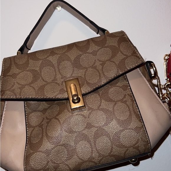 Coach - Picture 2 of 3